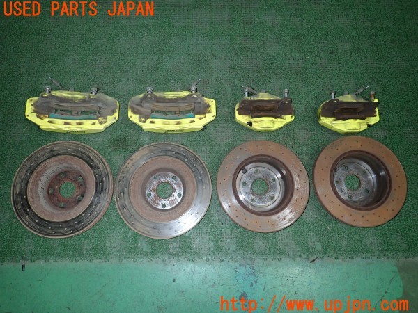 3UPJ=31920302]WRX STI Type S(VAB D型)純正 brembo ブレンボ キャリパーローターセット 中古_m1