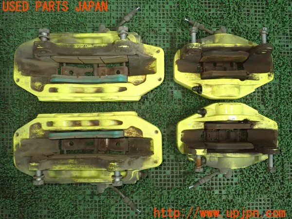 3UPJ=31920302]WRX STI Type S(VAB D型)純正 brembo ブレンボ キャリパーローターセット 中古_m2