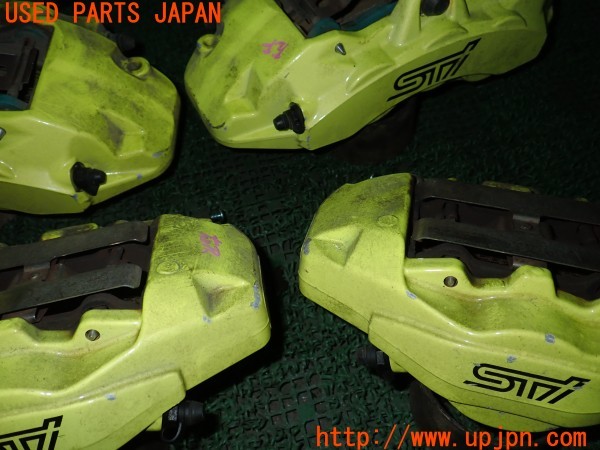 3UPJ=31920302]WRX STI Type S(VAB D型)純正 brembo ブレンボ キャリパーローターセット 中古_m4