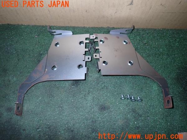 3UPJ=32040604]フェアレディZ Version NISMO(Z33)後期 社外 ナビ・オーディオハーネス 配線 純正ステー ブラケット 中古_m2