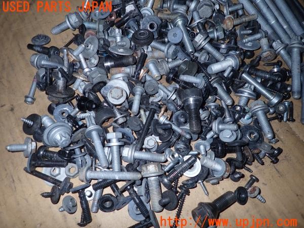 3UPJ=32050720]BMW 335i カブリオレ Mスポーツ(WL35 E93)ネジ・ナット・ステー類 セット ジャンク_m2