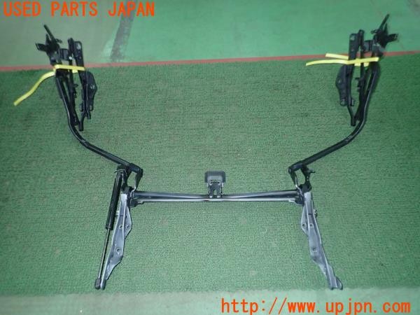 3UPJ=32100037]ベンツ SL350(230467 R230)純正 トランクヒンジ 中古_m4