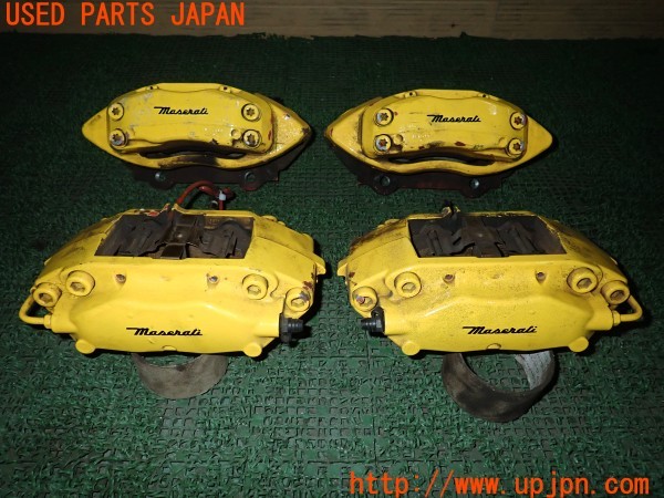 3UPJ=32170301]マセラティ グラントゥーリズモ(MGT)純正 brembo ブレンボ キャリパー 1台分 中古_m0
