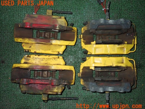 3UPJ=32170301]マセラティ グラントゥーリズモ(MGT)純正 brembo ブレンボ キャリパー 1台分 中古_m3