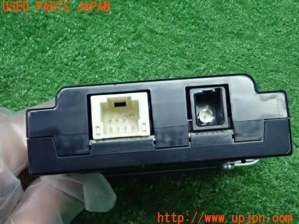 3UPJ=32180503]ヴェルファイア ハイブリッドX(ATH20W)純正ビルトイン ETC車載器 08686-00341 DNETC004 中古_m2