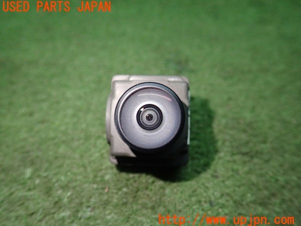 3UPJ=32250560]ボルボ C40 リチャージ(XE400RXCE)純正 P32340119 フロントカメラ 中古_m2