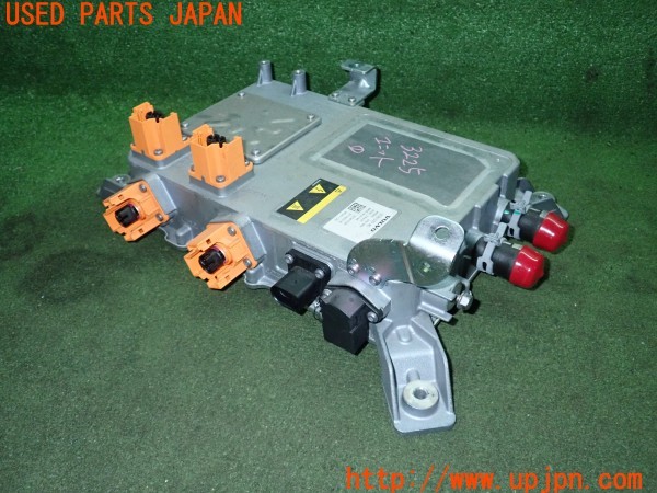 3UPJ=32250580]ボルボ C40 リチャージ(XE400RXCE)純正 32361035 ボルテージインバーター 中古_m0