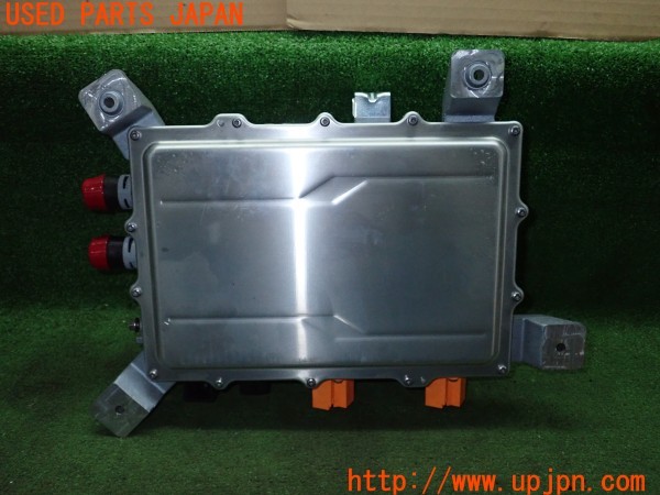 3UPJ=32250580]ボルボ C40 リチャージ(XE400RXCE)純正 32361035 ボルテージインバーター 中古_m2