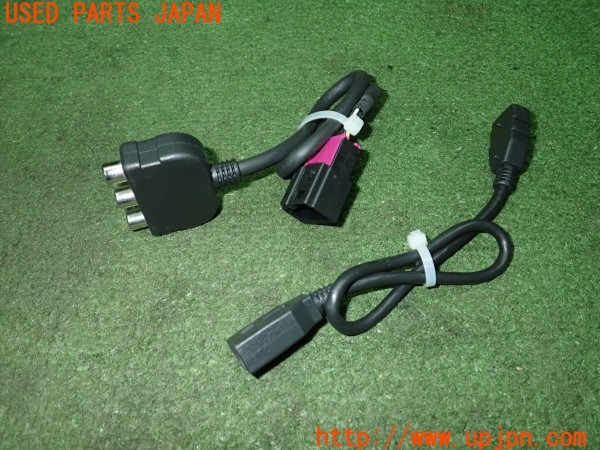 3UPJ=32320512]VW ザ･ビートル(16CPL)純正 1Z0 972 736 RCAアダプターケーブル 社外USBケーブル付き ナビ用? ハーネス 中古_m0