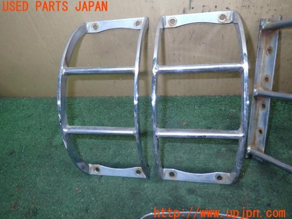 3UPJ=32390013]三菱 ジープ(J59)社外 ライトガード ヘッドライト ウインカー テール 中古_m3
