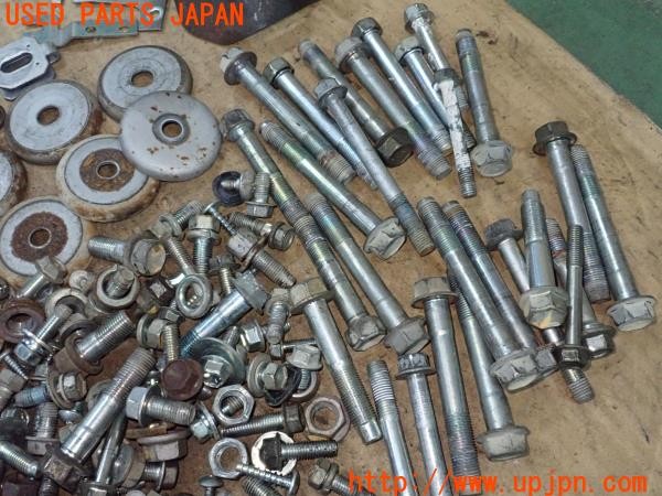 3UPJ=32400720]ジムニーシエラ(JB43W 8型)ネジ・ナット・ステー類 セット ジャンク_m2