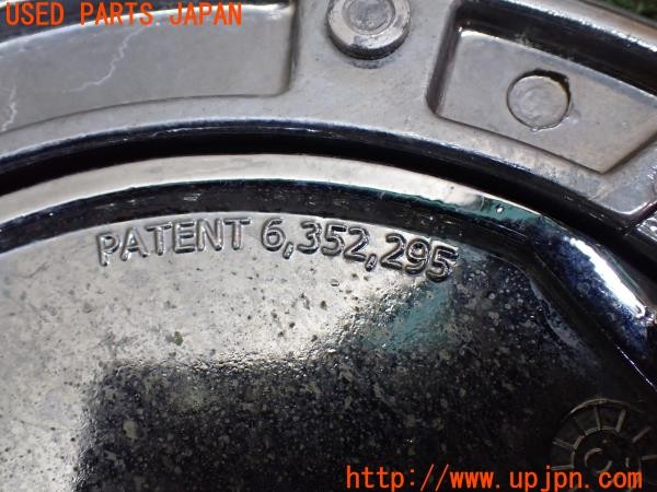 3UPJ=32510120]ハマーH2(不明)純正 6 352 295 フューエルリッド 中古_m4