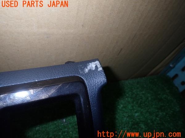 3UPJ=32560645]ハイエースバン 200系(KDH206V 4型)純正 木目調パネル インストルメントパネル ウィンドウスイッチパネル 中古_m3