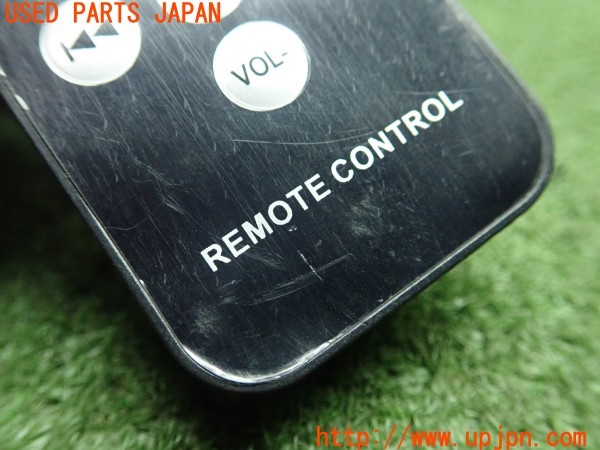 3UPJ=32570571]クライスラー 300C(LX57)前期 社外 究極アダプター iPad iPhone用 映像出力 リモコン 中古_m4