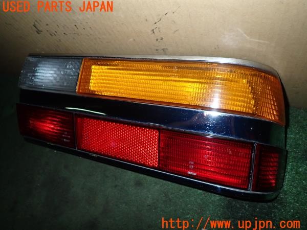3UPJ=32590033]BMW 520i(E28)純正 1366770R 右テールランプ 中古_m0