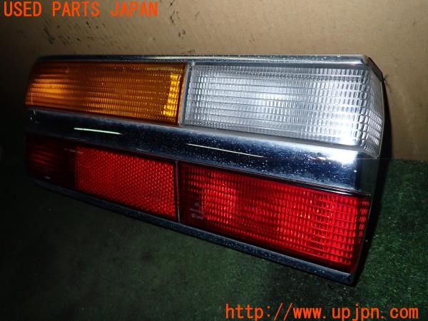 3UPJ=32590547]BMW 520i(E28)純正 1366769L 左テールランプ 中古_m1