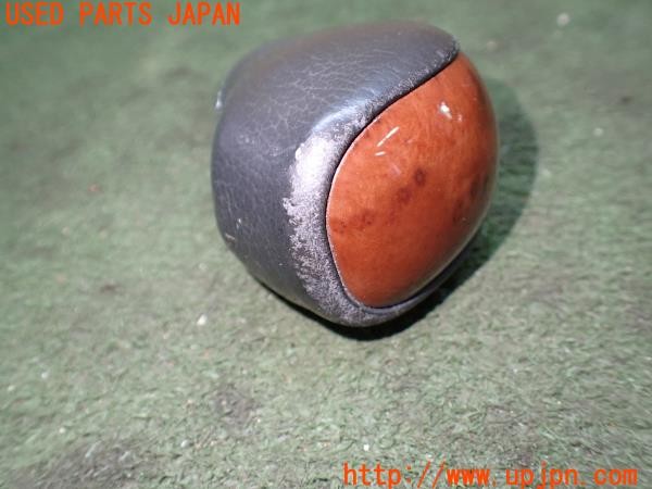 3UPJ=32670614]ヴェルファイア(GGH20W)純正 シフトノブ 木目 ウッド 中古_m2