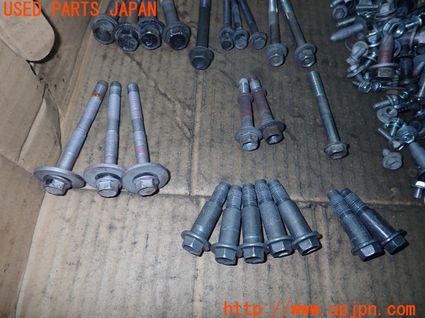 3UPJ=32730720]ヴォクシー(AZR60G)ネジ・ナット・ステー類 セット ジャンク_m2