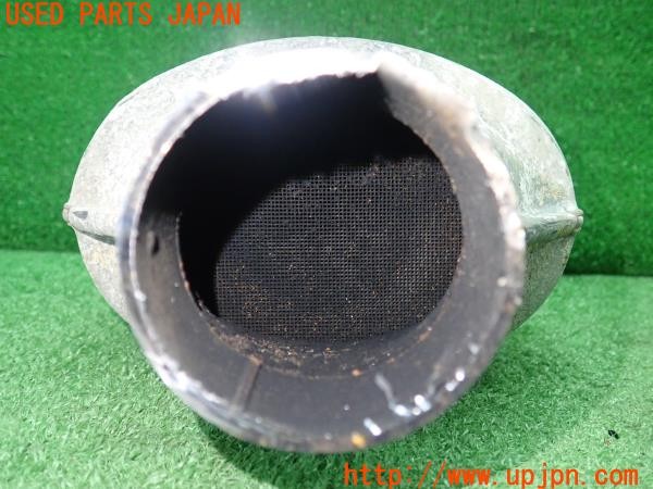 3UPJ=32780159]ビッグホーン(UBS73GW)純正 触媒 マニバーター マテリアル 約4.3Kg 切断加工品 ジャンク_m2