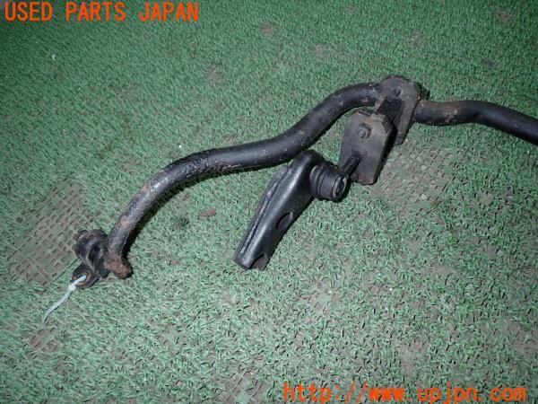 3UPJ=32790425]ランクルプラド(KZJ71W)後期 純正 フロントスタビライザー ボディリフト 社外延長ブロック付き 中古_m3