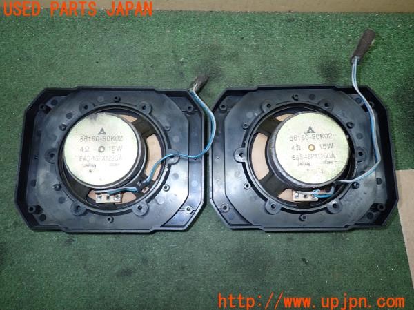 3UPJ=32790535]ランクルプラド(KZJ71W)後期 純正 86160-90K02 バックドアスピーカー 中古_m1