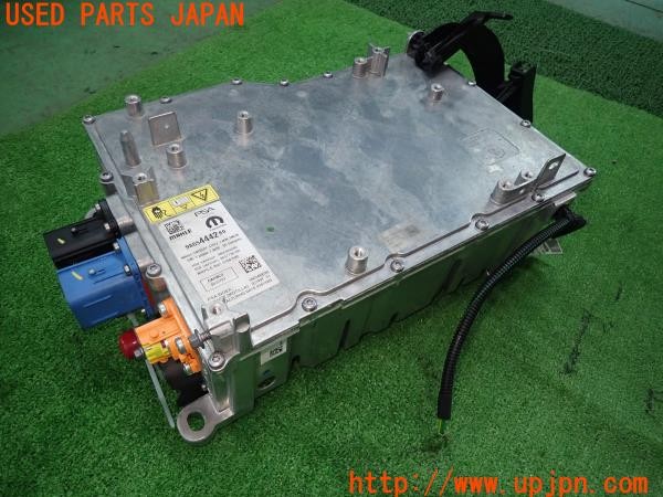 3UPJ=32810579]フィアット 600e(FH1FI)純正 9865444280 ボルテージコンバーター 中古_m0