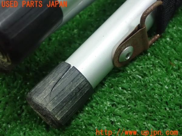 3UPJ=32820001]ベンツ C180 ステーションワゴン(204249)純正 アウトドアチェアー 折りたたみ椅子 ノベルティ 中古_m3