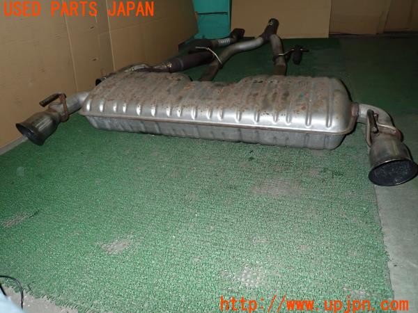 3UPJ=32850152]シボレー カマロ コンバーチブル 6th(A1XC)純正 マフラー 2分割カット 中古_m4