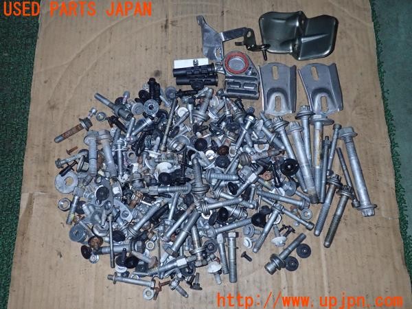 3UPJ=32870720]マセラティ ギブリ(MG30A M157)ネジ・ナット・ステー類 セット ジャンク_m0