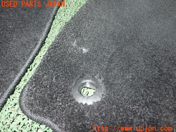 3UPJ=32990629]レクサス RC300h(AVC10)純正オプション LX-MODE フロアマット 中古_m2