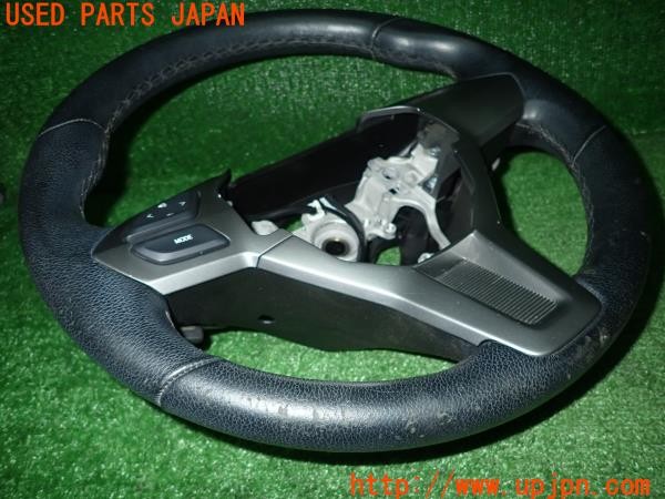 3UPJ=33030617]コペン Cero(LA400K)純正オプション MOMO レザーステアリング 中古_m3