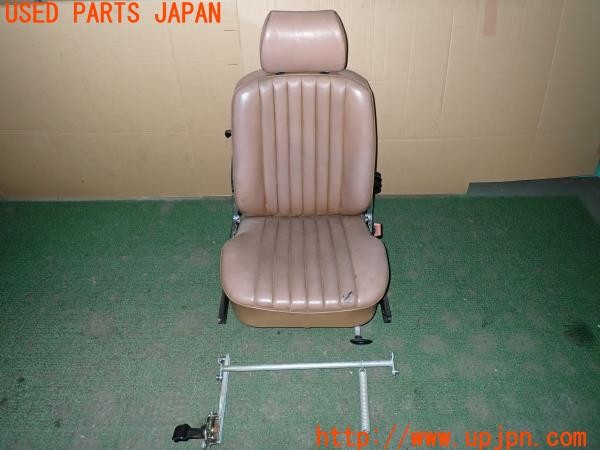 3UPJ=33040644]ベンツ 500SL(不明 R107)純正 助手席 シートレール・レバー付き 中古_m0