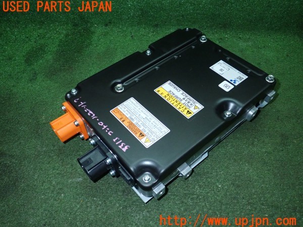 3UPJ=33130582]レクサス UX300e(KMA10)純正 5346741 ボルテージインバーター? 中古_m0
