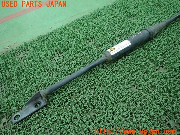 3UPJ=33270703]レクサス CT200h(ZWA10)純正 リアパフォーマンスダンパー 中古_m1