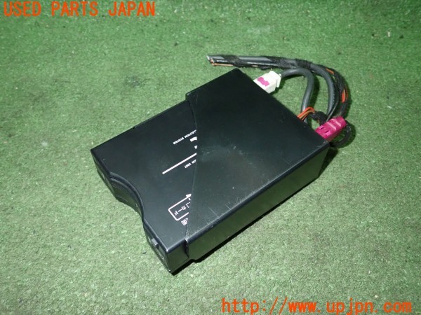 3UPJ=33280503]ベンツ C200 ステーションワゴン スポーツ(205242 S205)純正ビルトイン A2229015300 JRM-70MB ETC車載器 中古_m2