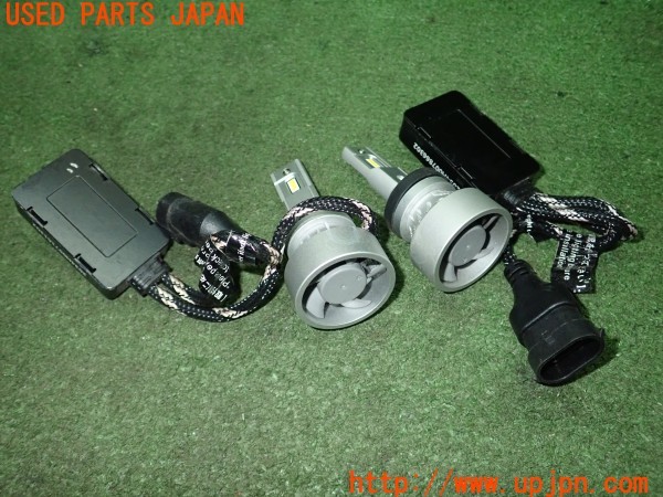 3UPJ=33350505]VW ザ･ビートル ターボ(16CPL)HID屋 LEDバルブ フォグランプ H4 中古_m1