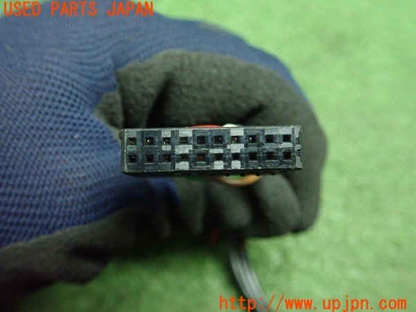 3UPJ=33370550]アウディ A5 2.0TFSIクワトロ(8TCDNF 8T3)社外 用途不明 ハーネス RCA端子 中古_m2