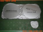 3UPJ=33460631]ジャガー XF(JB2GA X260)純正? サンシェード フロントサンシェード 収納袋付き 中古_s0