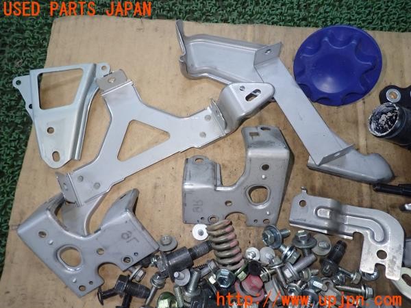 3UPJ=33480720]アクア(NHP10)前期 ネジ・ナット・ステー類 セット ジャンク_m1