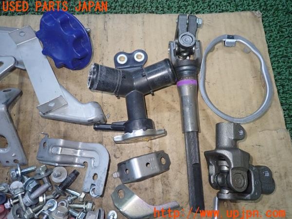 3UPJ=33480720]アクア(NHP10)前期 ネジ・ナット・ステー類 セット ジャンク_m2