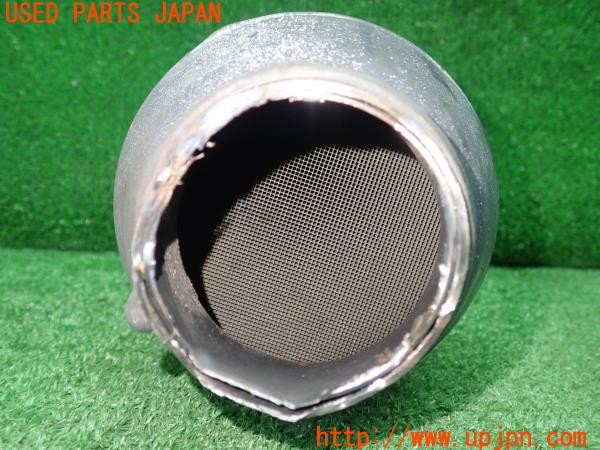 3UPJ=33490159]ジープ グランドチェロキー(WH47)純正 触媒① マニバーター マテリアル 約2.1Kg 切断加工品 ジャンク_m3