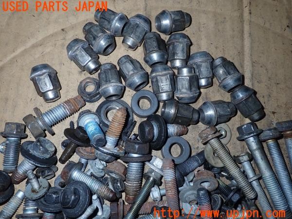 3UPJ=33490720]ジープ グランドチェロキー(WH47)ネジ・ナット・ステー類 セットジャンク_m1