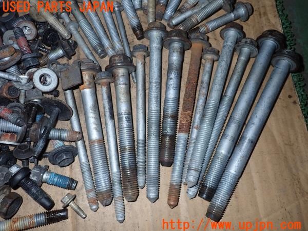 3UPJ=33490720]ジープ グランドチェロキー(WH47)ネジ・ナット・ステー類 セットジャンク_m3