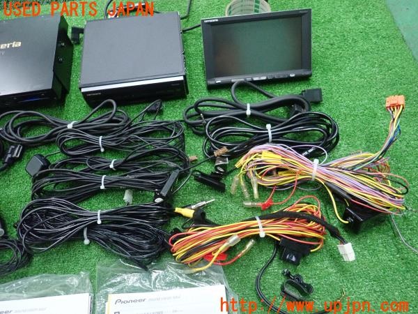 3UPJ=33660504]ボルボ XC70(BB6324XC)前期 carrozzeria カロッツェリア HDDナビ AVIC-HRV002 GEX-P07DTV 2018年 中古_m2