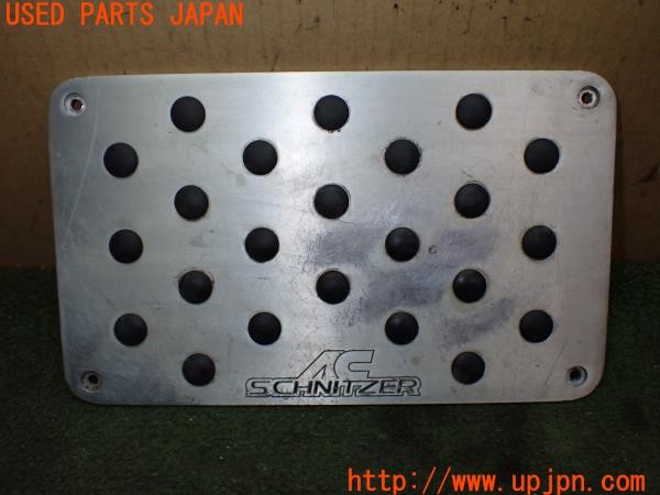 3UPJ=33670629]BMW 525i(NE25 E60)前期 社外 フロアパネル ヒールパッド AC SCHNITZER ロゴ入り 中古_m0
