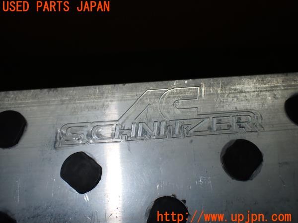 3UPJ=33670629]BMW 525i(NE25 E60)前期 社外 フロアパネル ヒールパッド AC SCHNITZER ロゴ入り 中古_m3