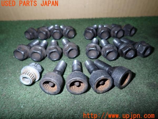 3UPJ=33670968]BMW 525i(NE25 E60)前期 純正 ホイールボルト ロックボルトセット 中古_m1