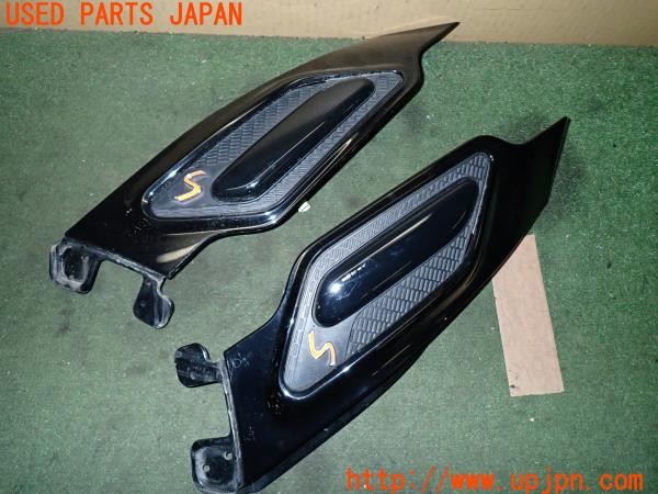 3UPJ=33750530]BMW ミニ(MINI)クーパーSD クロスオーバー(ZB20 R60)後期 純正 サイドスカットル 社外 シーケンシャルマーカー付き 中古_m0