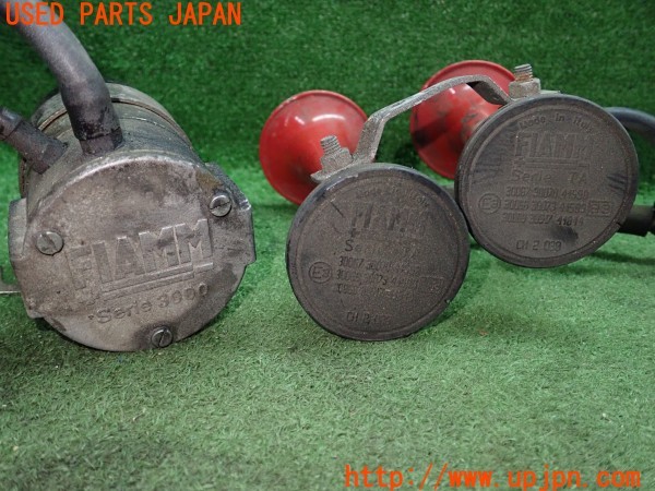3UPJ=33900563]マセラティ 3200GT(338)純正 FIAMM フィアム Serie 3000 ヤンキーホーン エアーホーン ホーン 中古_m4
