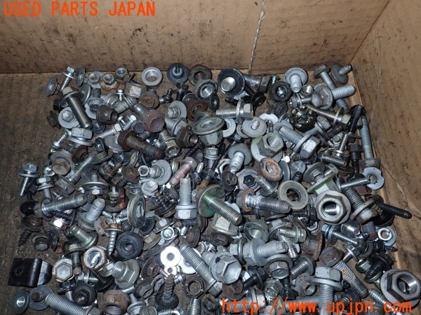 3UPJ=34010720]レクサス SC430(UZZ40)ネジ・ナット・ステー類 セット ジャンク_m3